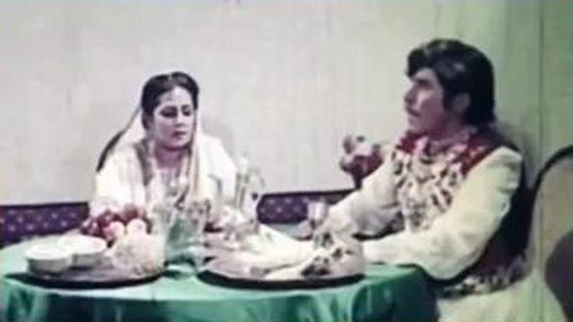 dinner couple scene 2