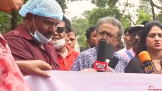 crowd interview
